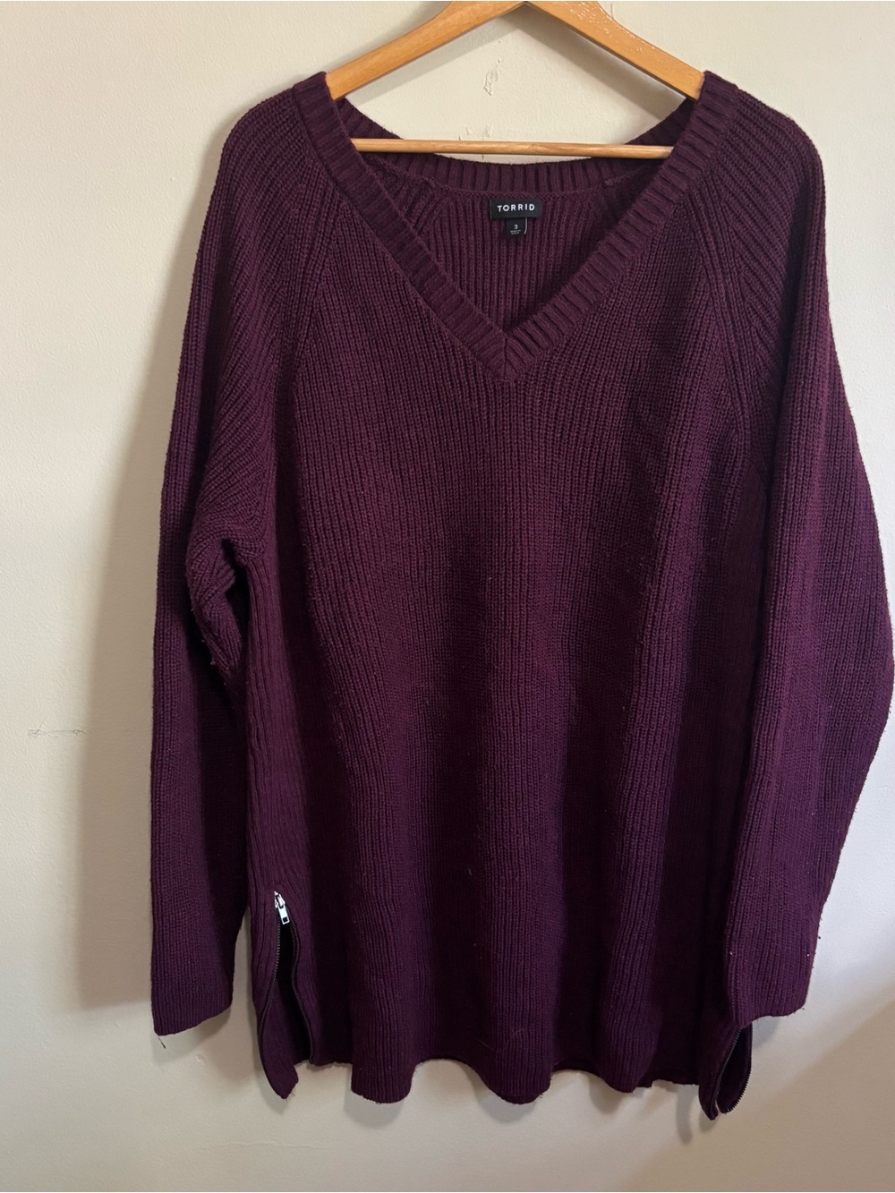 Torrid Burgundy Ribbed V-Neck Raglan Tunic Sweater 3X Side Zip